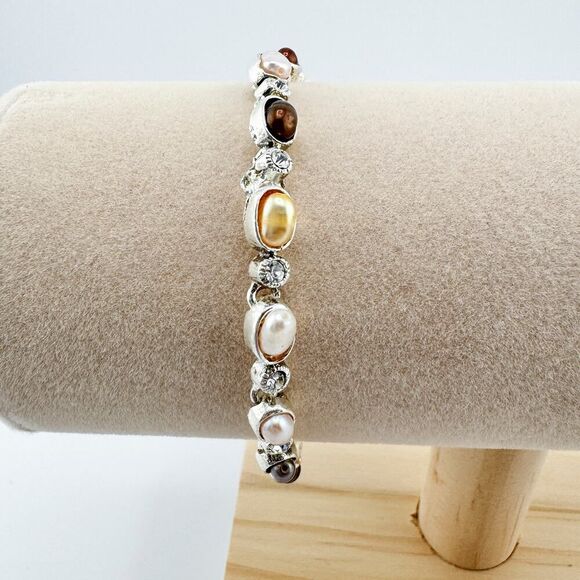 Vintage Pearl & Rhinestone Tennis Bracelet Timeless Glamour Retro Neutral - Picture 3 of 9